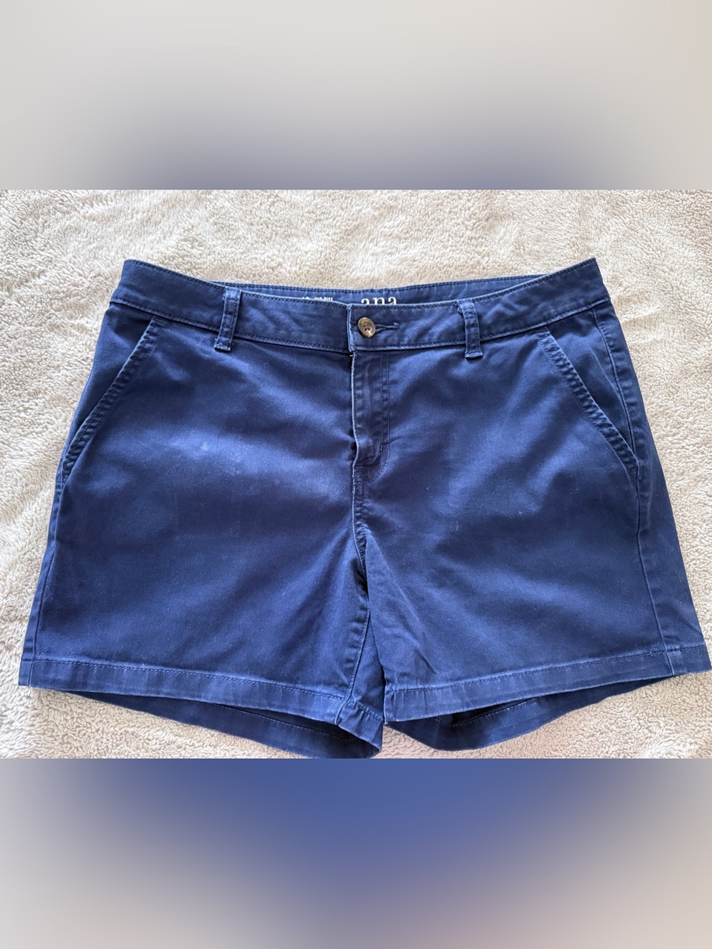 a.n.a A New Approach Navy Blue Mid-Rise Midi Chino Shorts 5" Inseam Size 10